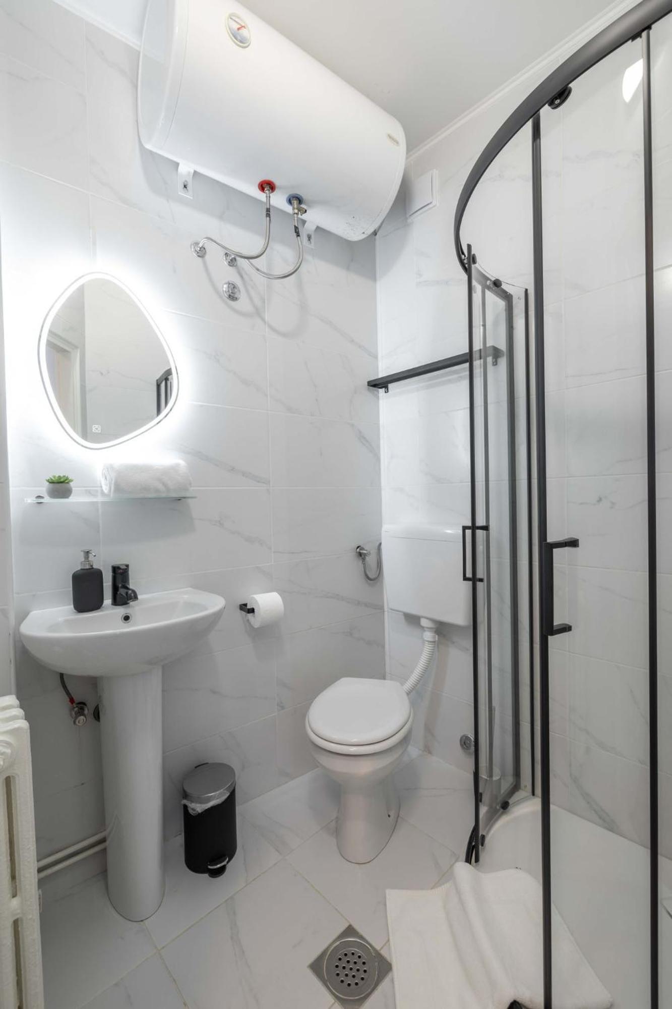 Brent Collection - Apartments In City Center Novi Sad Exterior photo